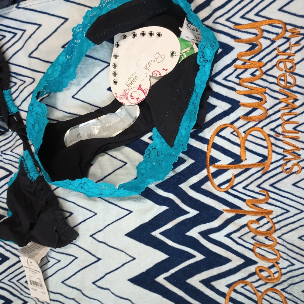 Beach Bunny The graduate large black and Capri Blue bikini NWT - Picture 2 of 7